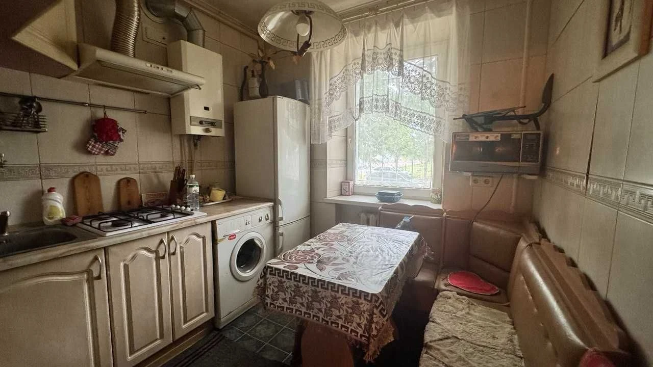 Продам 3комн.квартиру проспект Науки,метро Ботанический сад.