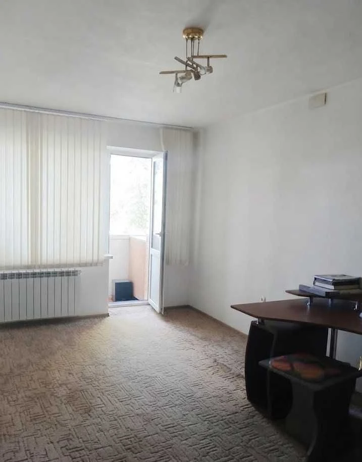Харків. Продається 2 кімнатна ізольована квартира .