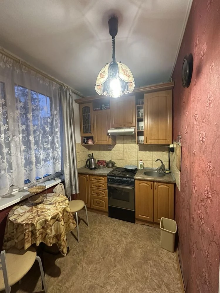 Продам 1 к кв на Олексіївці, пр.Л.Свободи,39   3/12