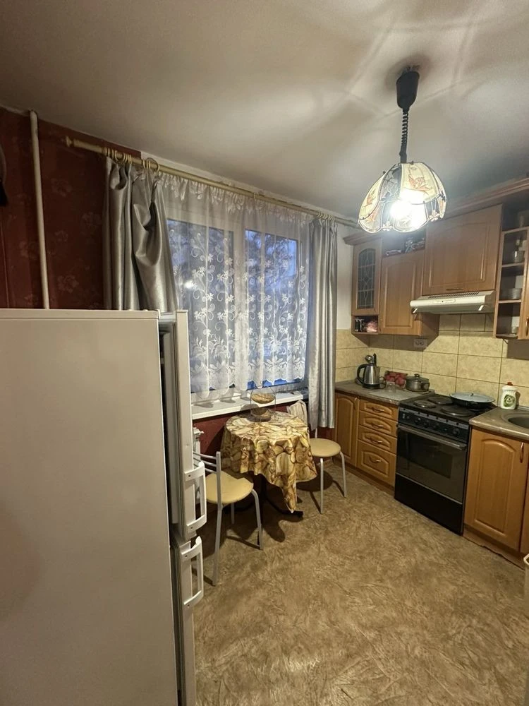 Продам 1 к кв на Олексіївці, пр.Л.Свободи,39   3/12