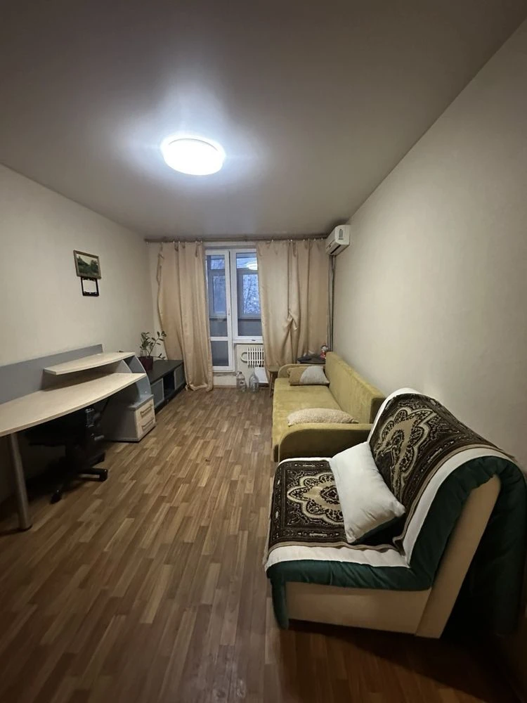 Продам 1 к кв на Олексіївці, пр.Л.Свободи,39   3/12