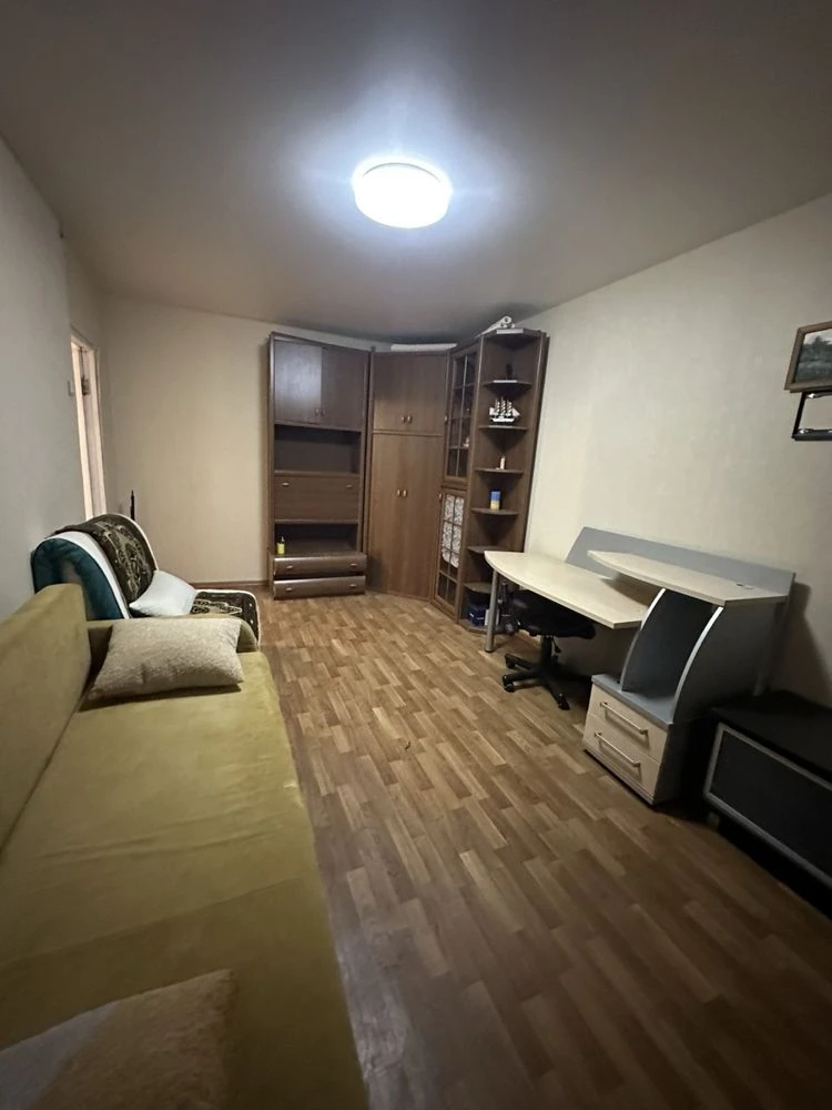 Продам 1 к кв на Олексіївці, пр.Л.Свободи,39   3/12