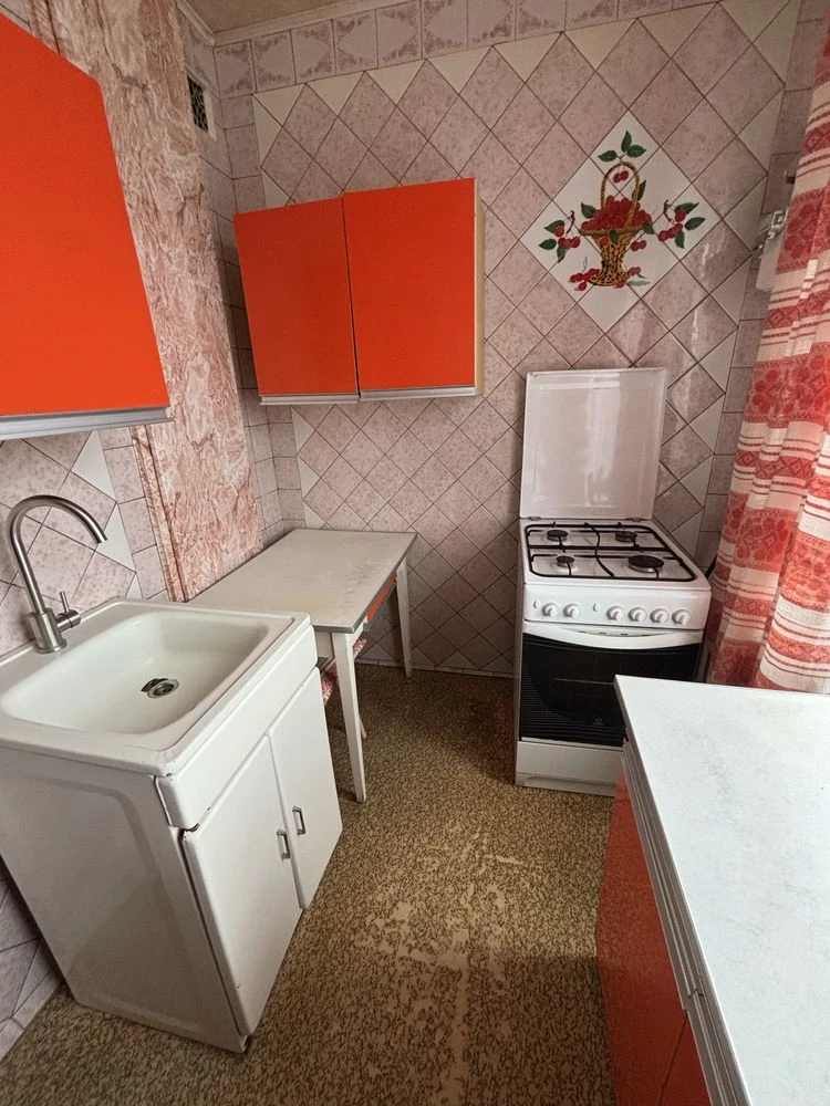 Продаж 2 к кв, 7/9, Проспект Ювілейний , Сертифіка розглядає