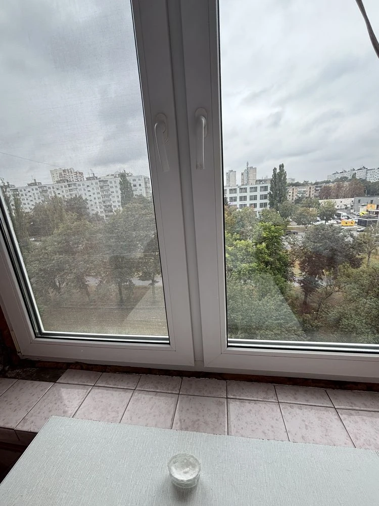 Продаж 2 к кв, 7/9, Проспект Ювілейний , Сертифіка розглядає