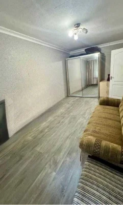Продам 1 кімнатну квартиру з ремонтом