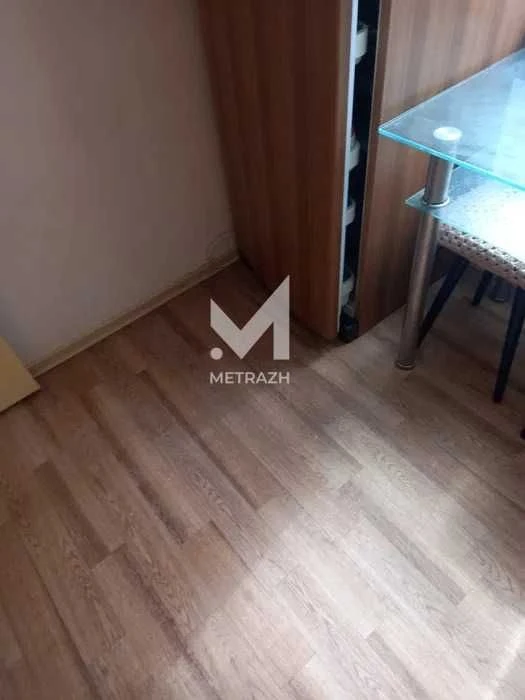 89388 Продам 2-комнатную квартиру на Павловом Поле, в 5 мину