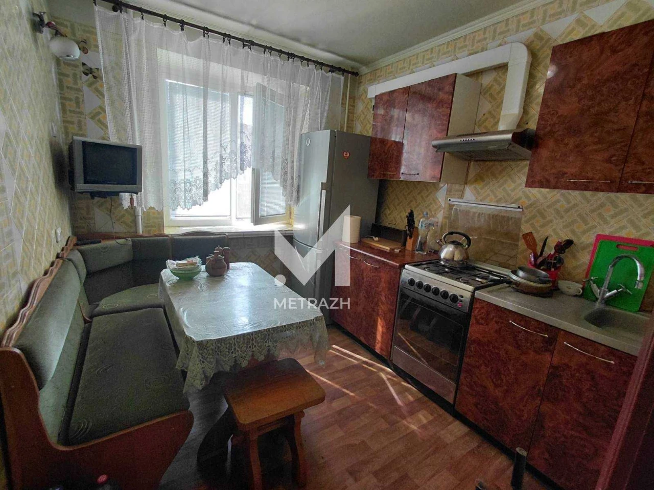 90938 Продаю 2-комнатную квартиру по ул. Деревянко.7