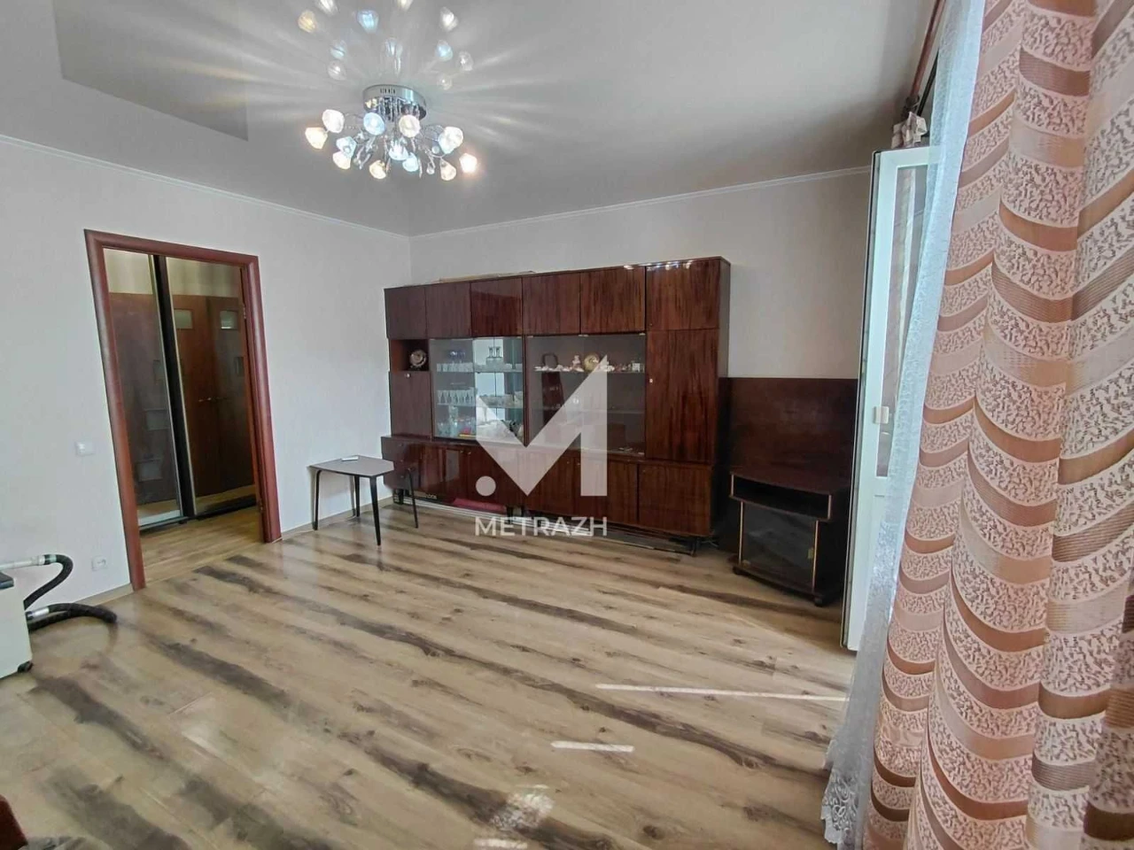 90938 Продаю 2-комнатную квартиру по ул. Деревянко.7