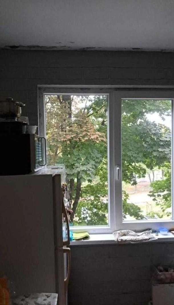 В продаже отличная квартира 3 ком,  метро Индустриальная.