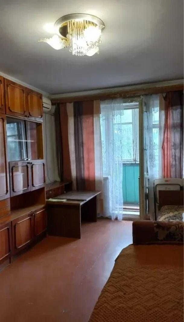 Продам 1 к кв на Новых домах, возле Коммунального рынка.