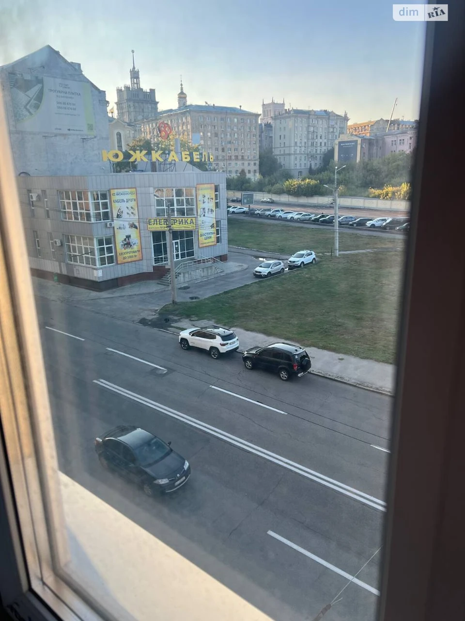 Продаж Квартира Поділ