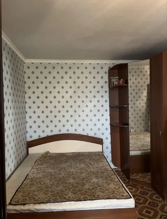 Продам 1 комнатную пр.Байрона