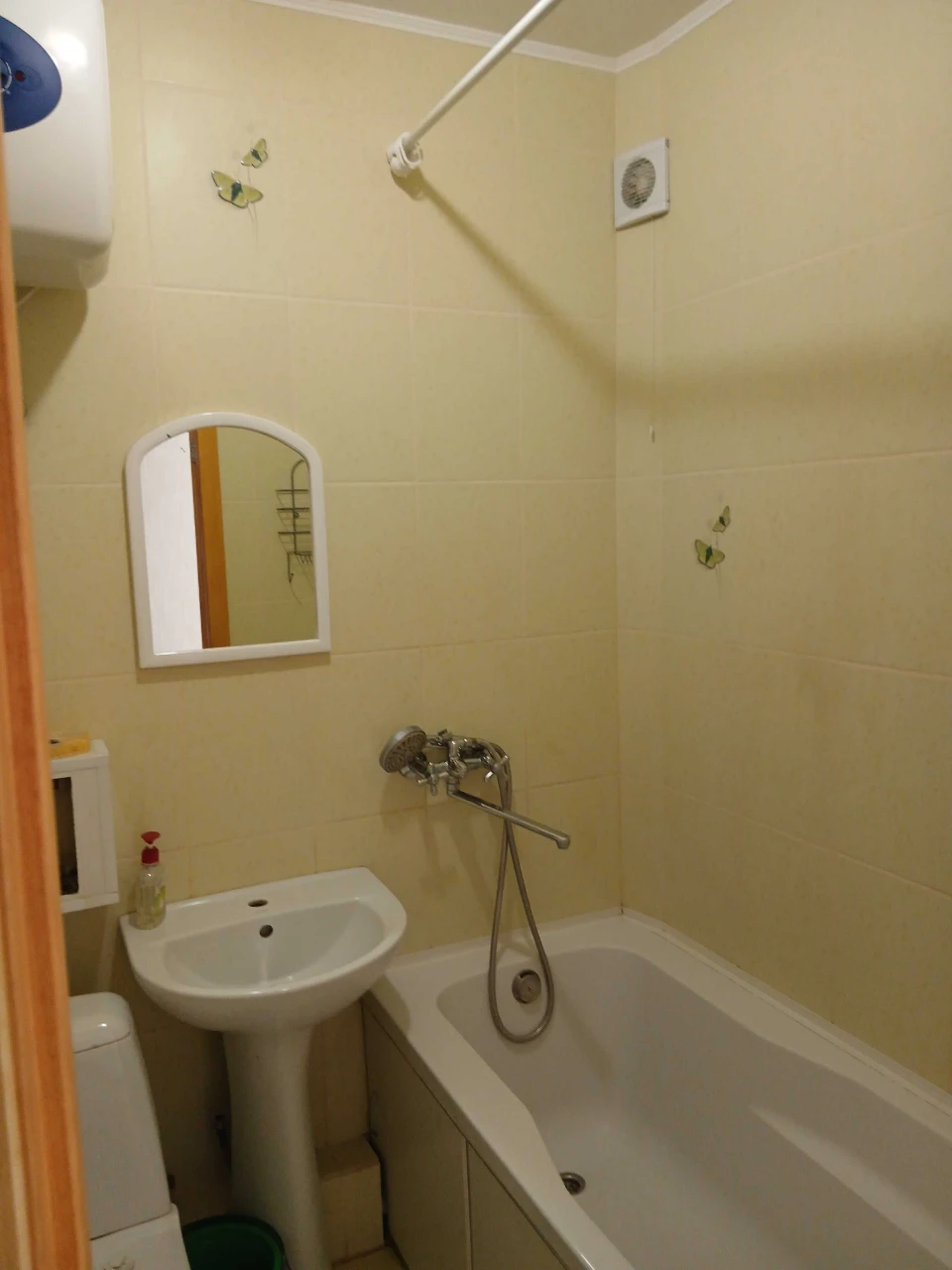 Продам 1 кв., 608 м/р, Гв. Широнинцев