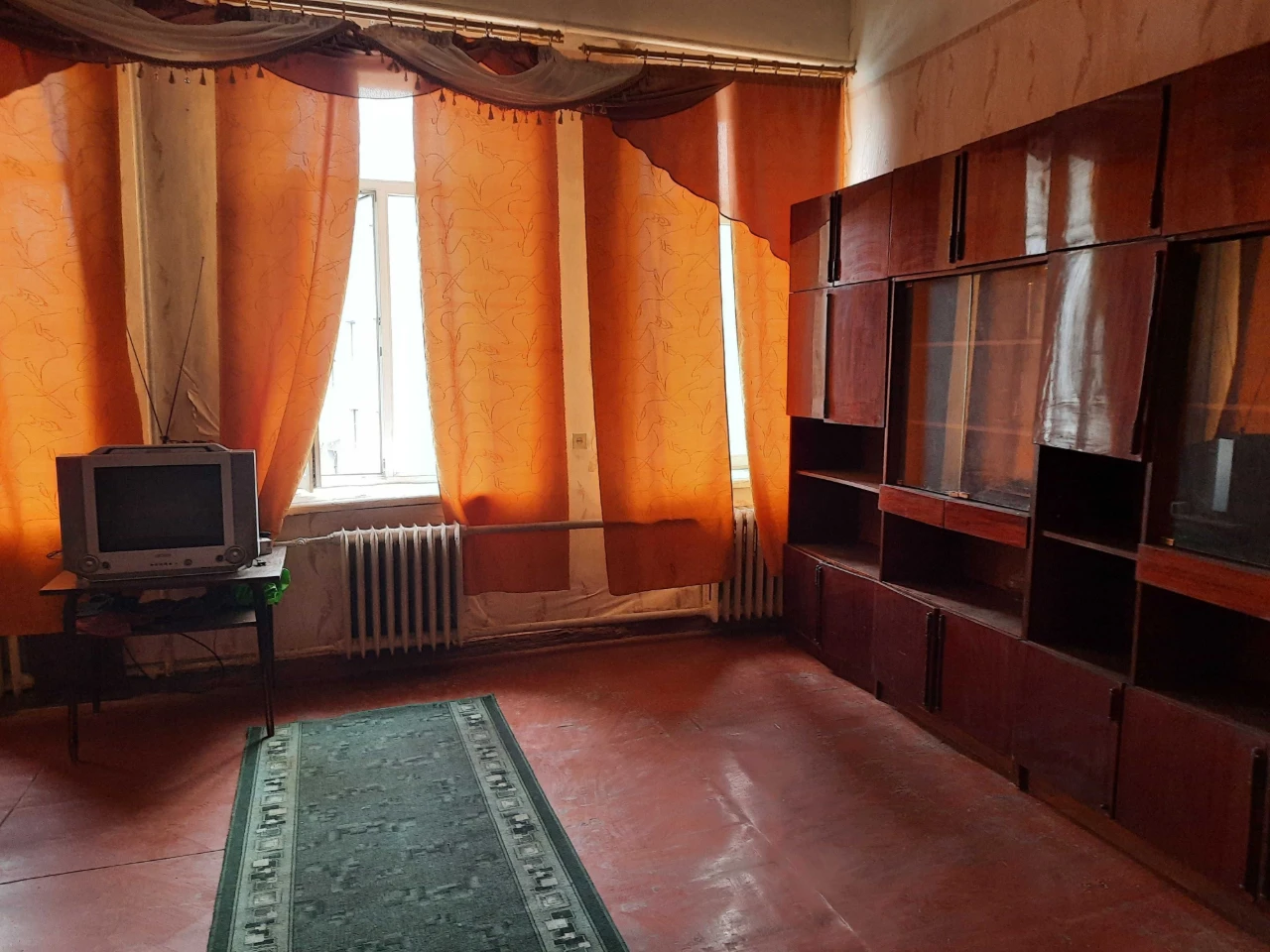 Продам 1к.кв. Центр. ТРК Никольский.