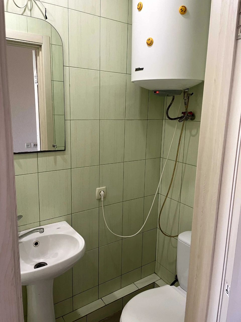 Продажа гостинки 18,6 кв.м. в ЖК Воробьевы горы, м. Ак. Павл
