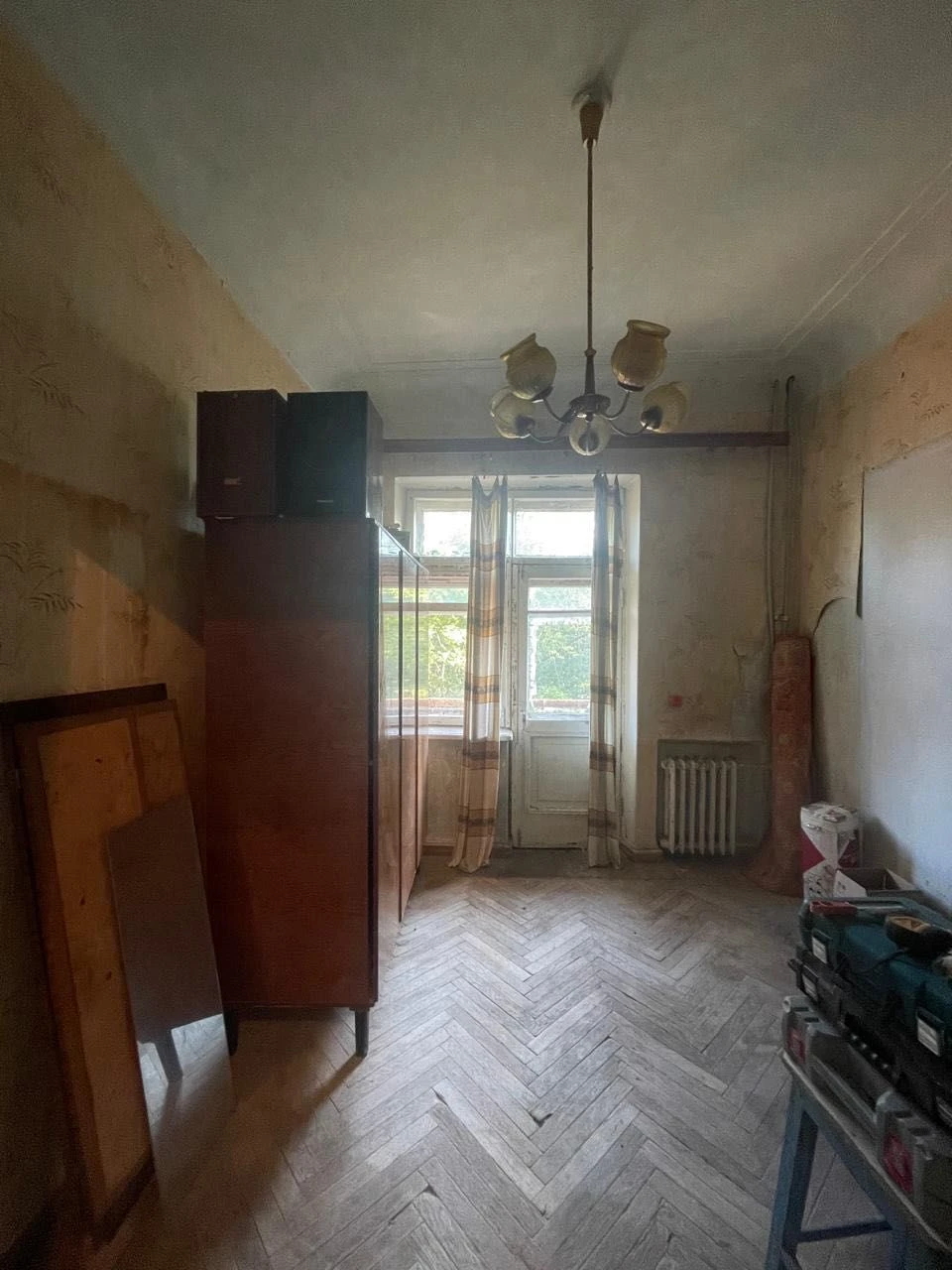 Продам просторную 3-комн. квартиру на ХТЗ