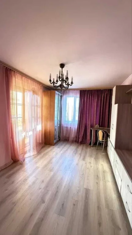 Продам 2к квартиру метро Масельского, ХТЗ, Индустриальный