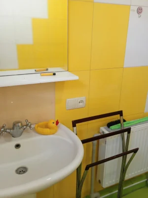Продам 2х комн квартиру с мебелью и техникой. Свой гараж и п