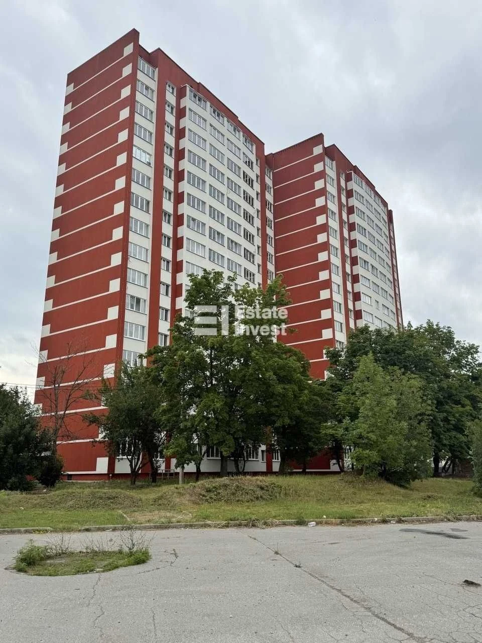 Продам 3 кімн. квартиру по вул. Наталії Ужвій, 60, Північна
