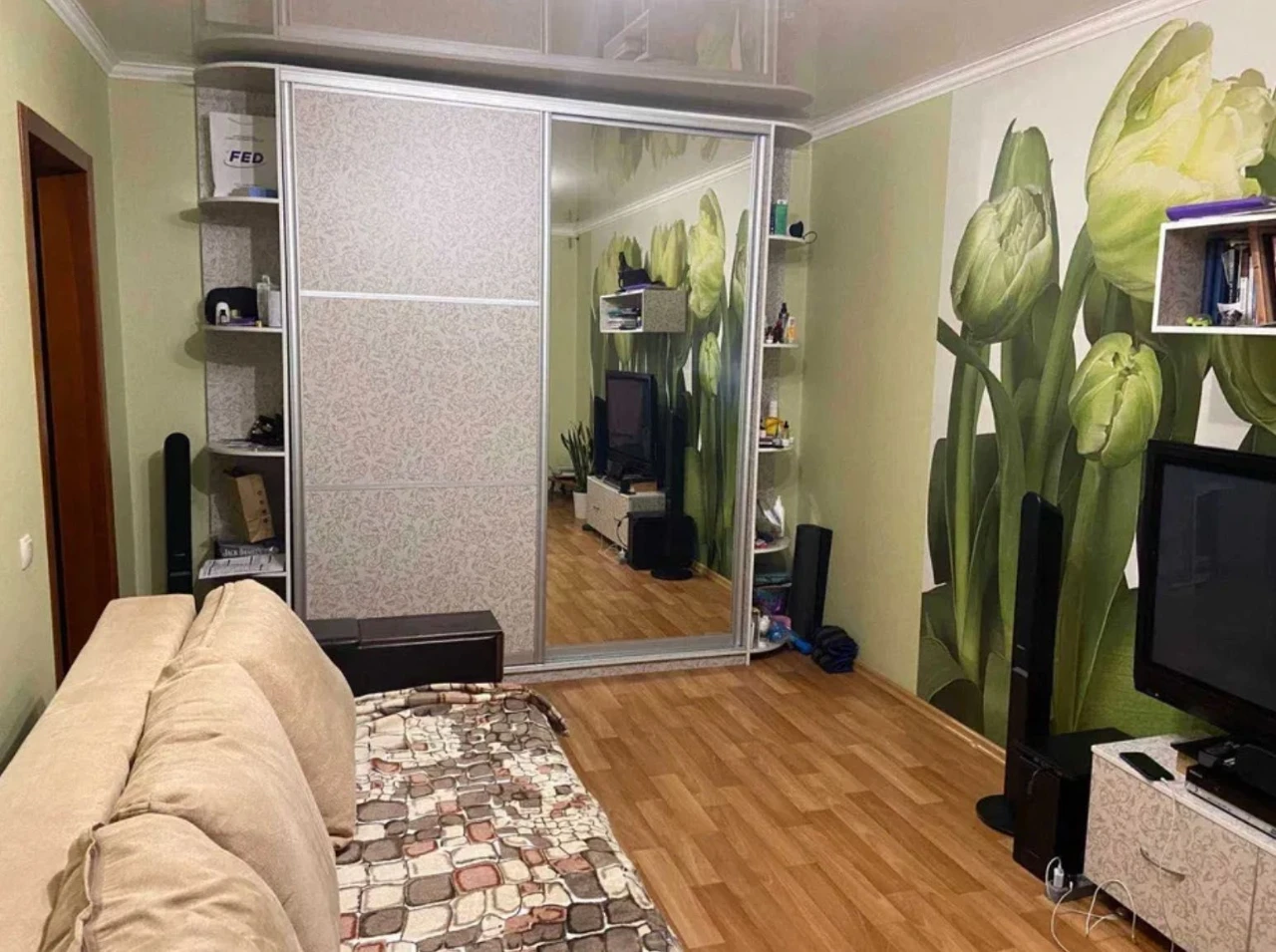 Продам 1 комнатную квартиру на Салтовке, пр-т Тракторостроит
