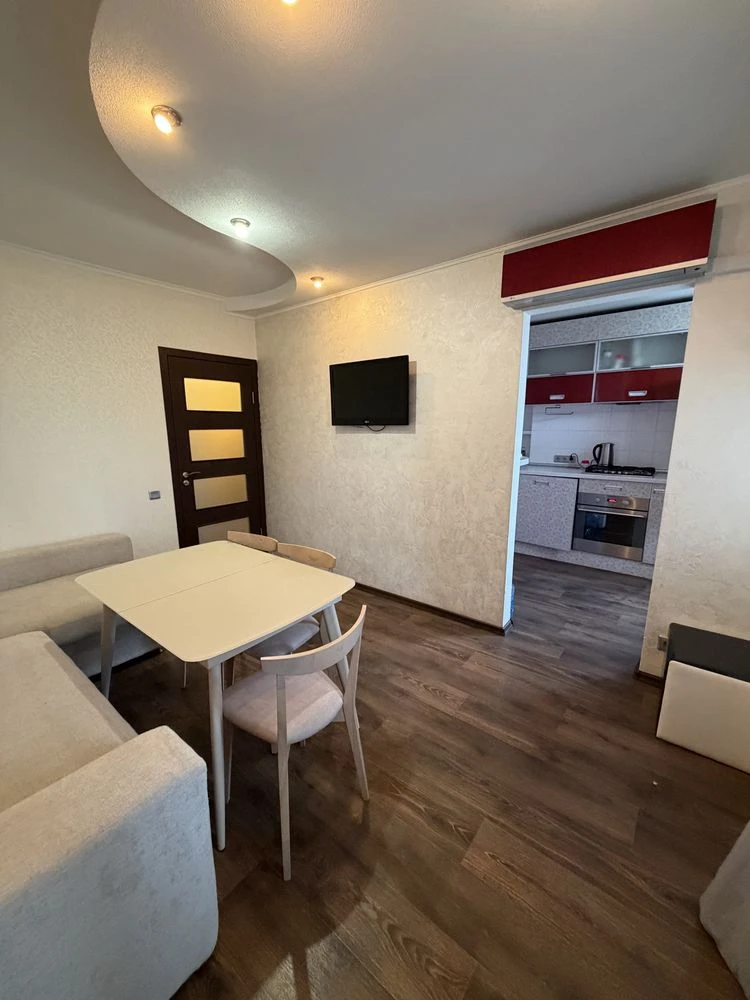 Продам 2 ком.квартиру НОВЫЕ ДОМА(ремонт,мебель,техника)