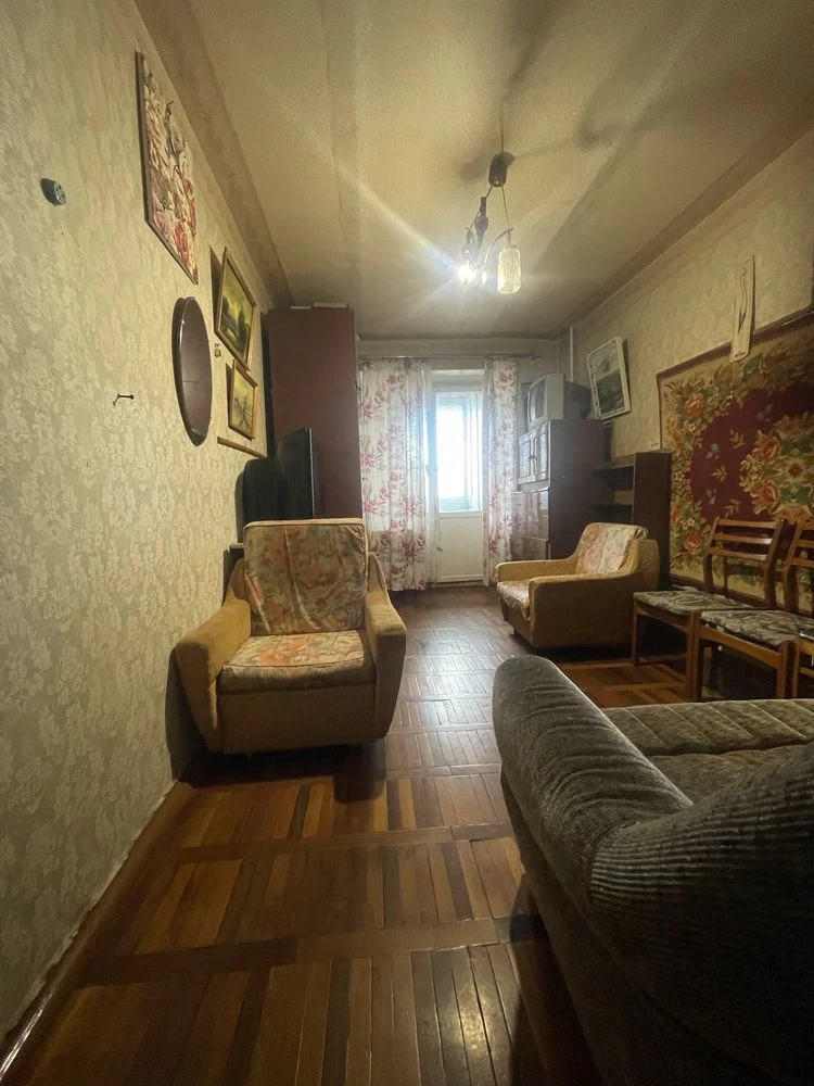 Продам 3к квартиру Холодная Гора метро