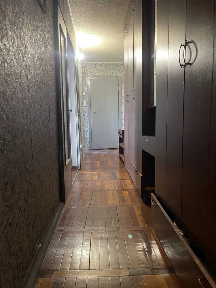 Продам 3к квартиру Холодная Гора метро