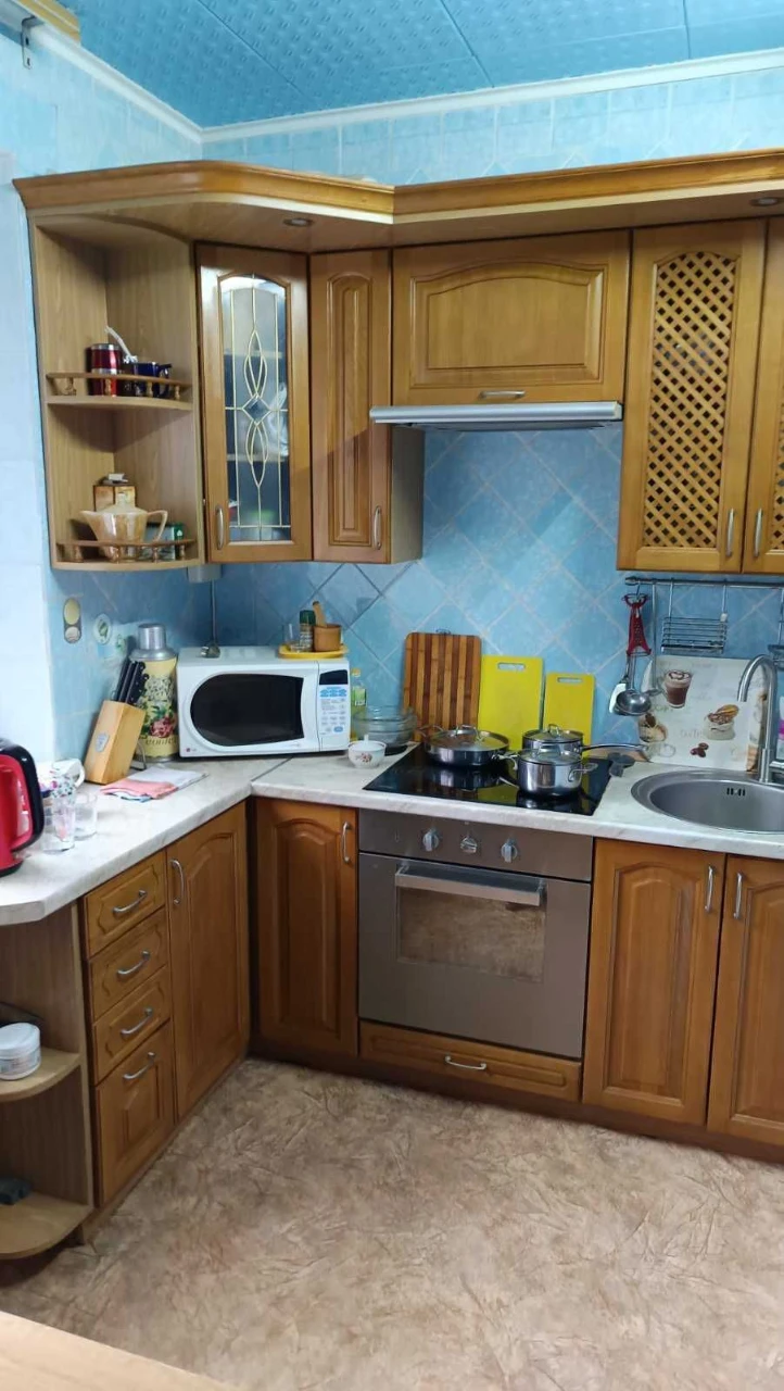 3к.кв. з ремонтом 70м.кв. медкомплекс. (405167)