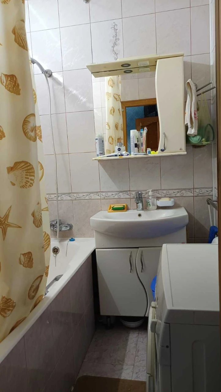 3к.кв. з ремонтом 70м.кв. медкомплекс. (405167)