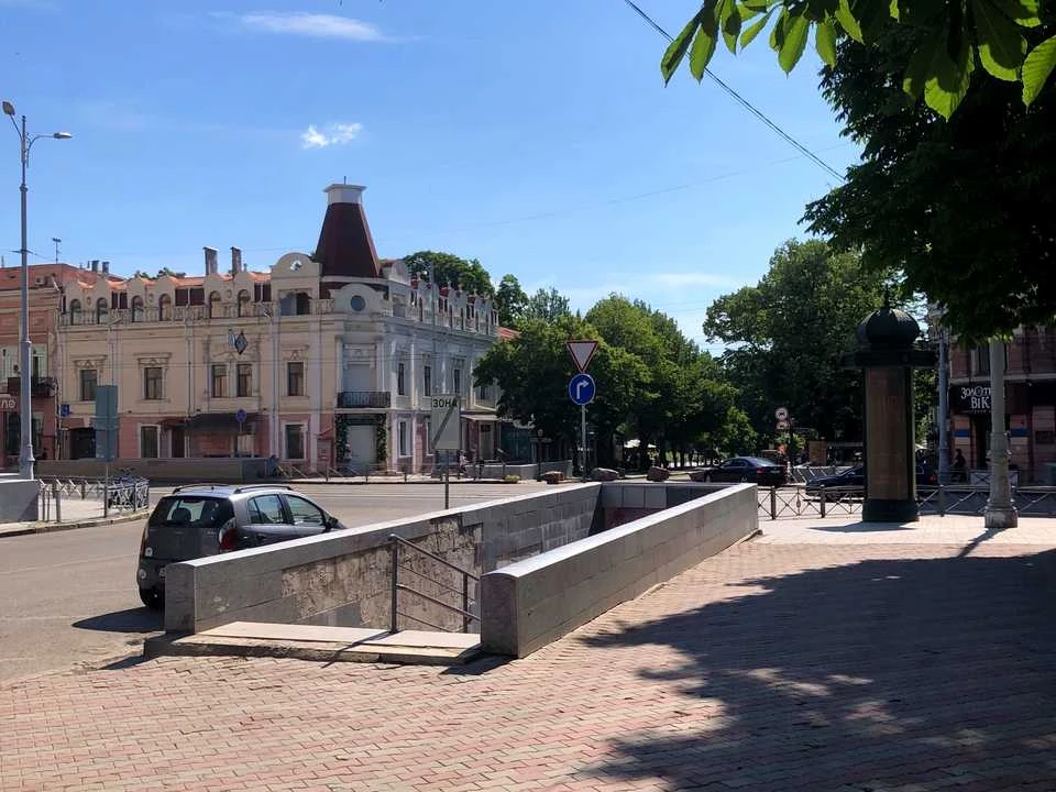 Apartment. Odesa, Nizhynska St.