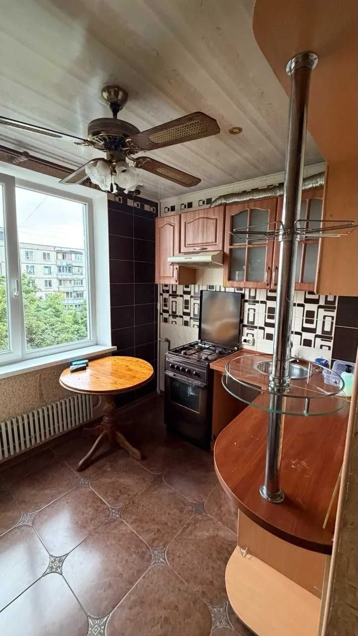 Продам 1 к квартиру на Салтовке, м. Салтовское (Героев труда