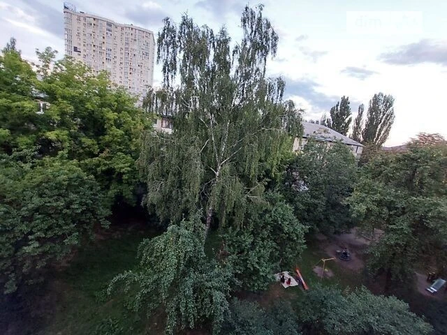 Sale of 2-room apartment 45.47 sq. m on Akademika Biletskoho St.