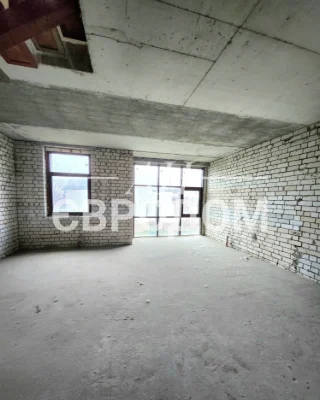 Продам квартиру   на Холодной горе с индивидуальным отоплени