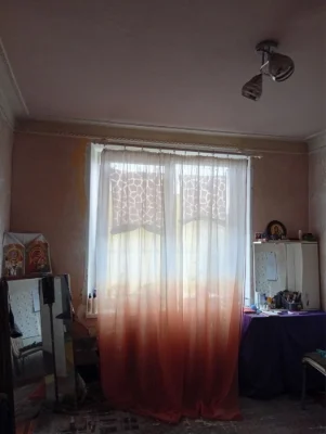 Продам 2х кім квартиру на нескорених