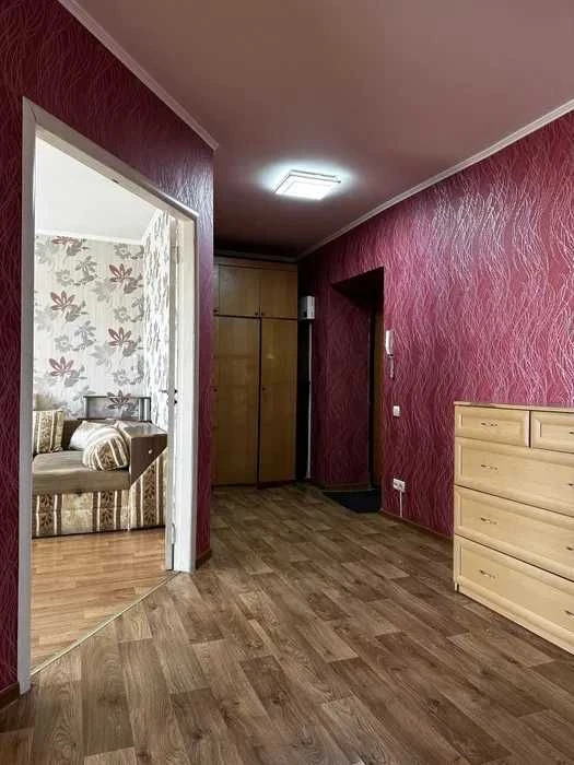 Продам 3к квартиру 71м2 в ЖК Столічний Полтавський шлях метр