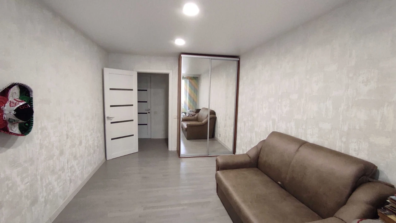 унікальна квартира в 522 м\районі 3комн. тільки продаж торг