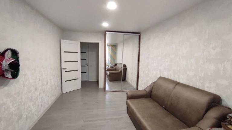 унікальна квартира в 522 м\районі 3комн. тільки продаж торг