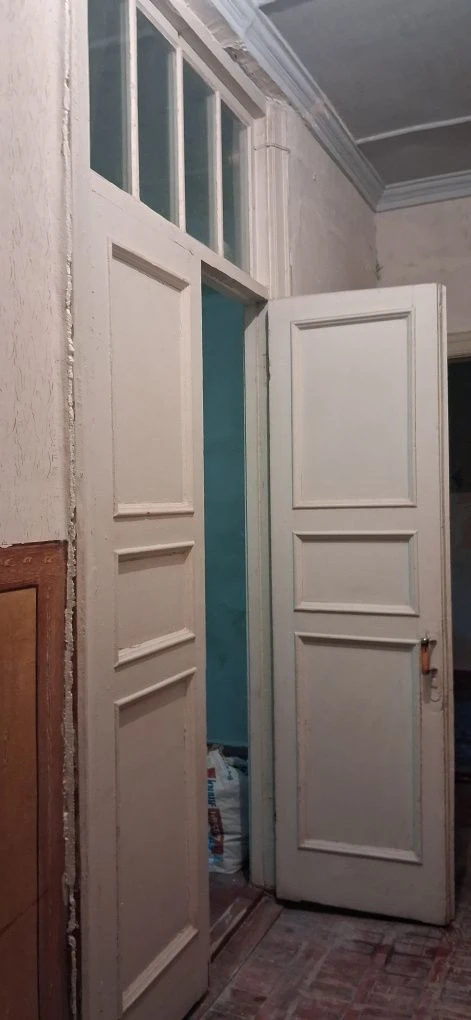 Продам свою 2-х комн квартиру 1/3 . Торг
