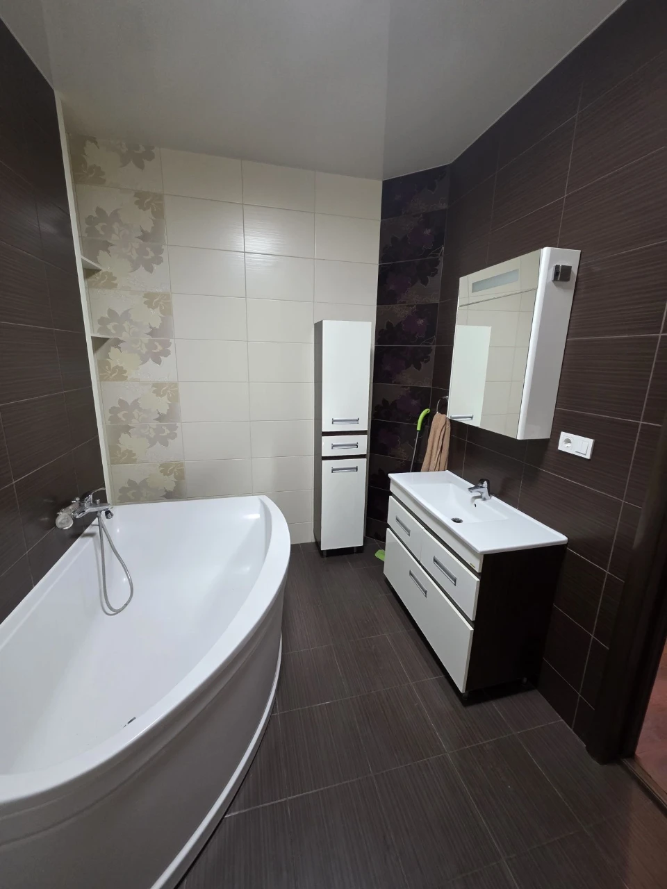 Продам 2 ком квартиру ЖК Адмирал ул.Клочновская