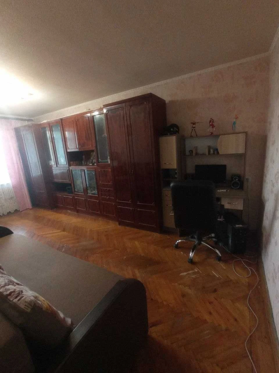 Продам двокімнатну квартиру на Салтівці (533м/р)