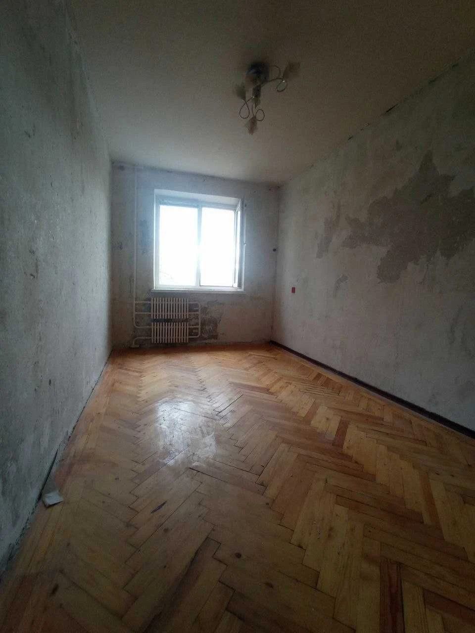 Продам двокімнатну квартиру на Салтівці (533м/р)