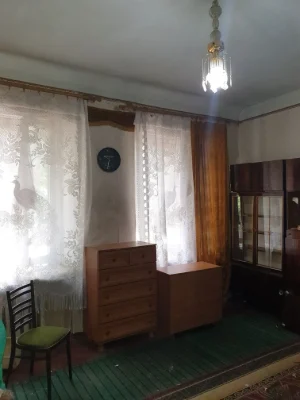 Продажа 2ком вкоммунальной квартире возле метро  южного вокз