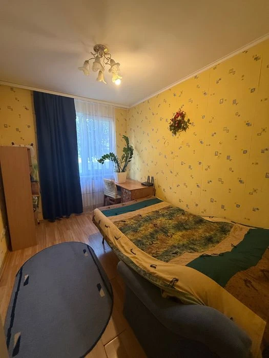 2-room apartment, 71 Peremohy Avenue