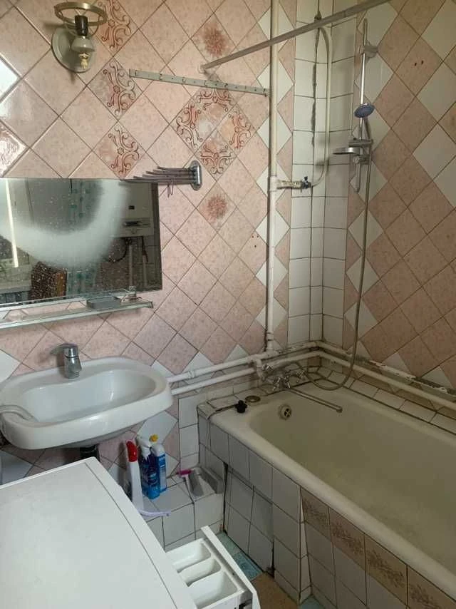 Продам 2 квартиру в центре города