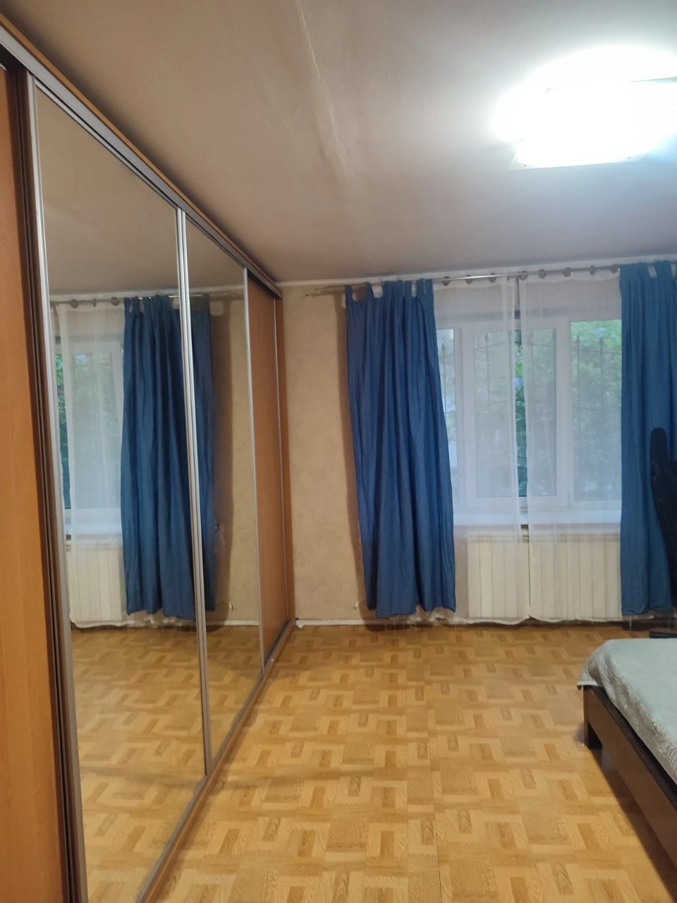 Продам 2х комнатную квартиру Центр метро Ярослава Мудрого ул