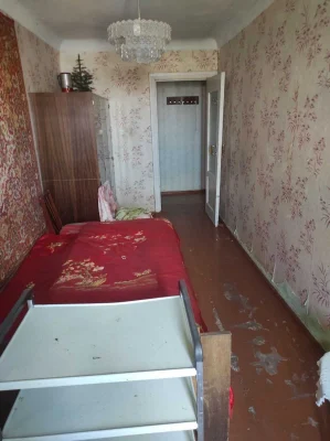 Продам 3к ЮЖД, пер. Верховский дом 5, кирпич, 4/5, под ремон