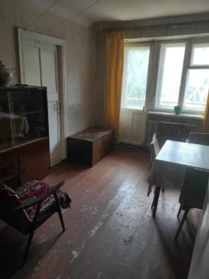 Продам 3к ЮЖД, пер. Верховский дом 5, кирпич, 4/5, под ремон