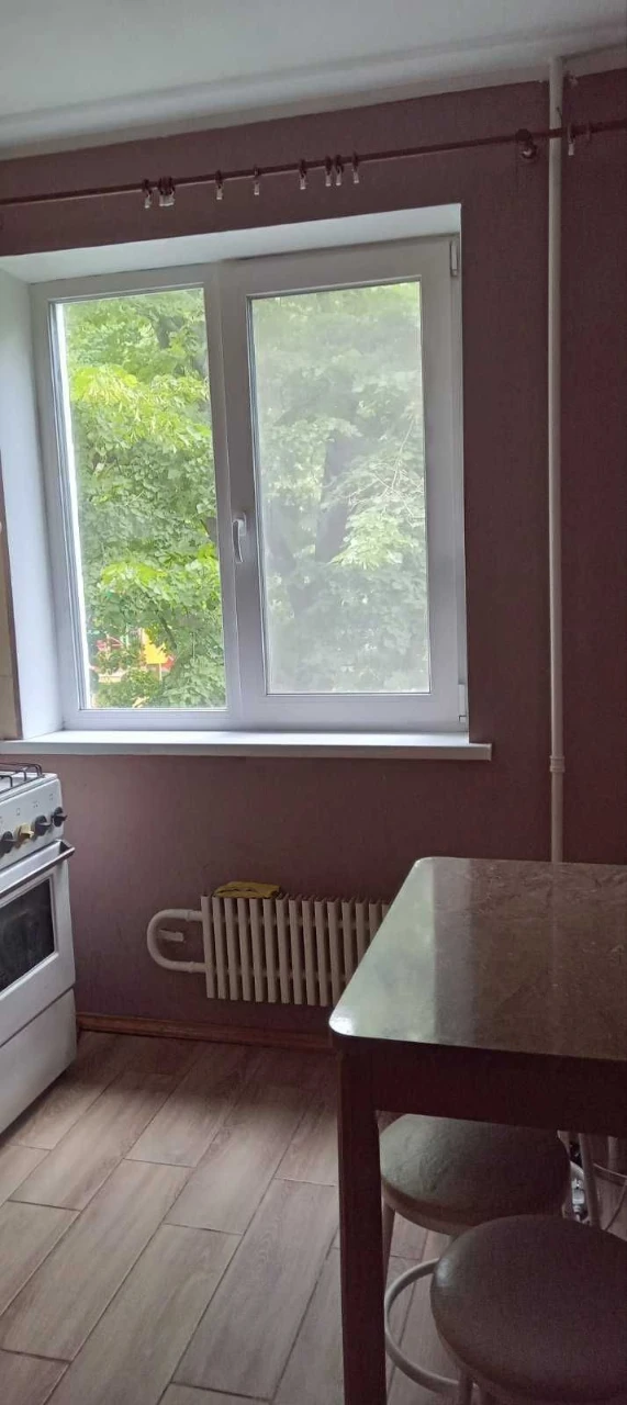 Продам 2к м.Салтовская, ул. Нескоренных дом 29-В, 2/5