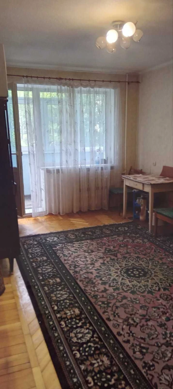 Продам 2к м.Салтовская, ул. Нескоренных дом 29-В, 2/5