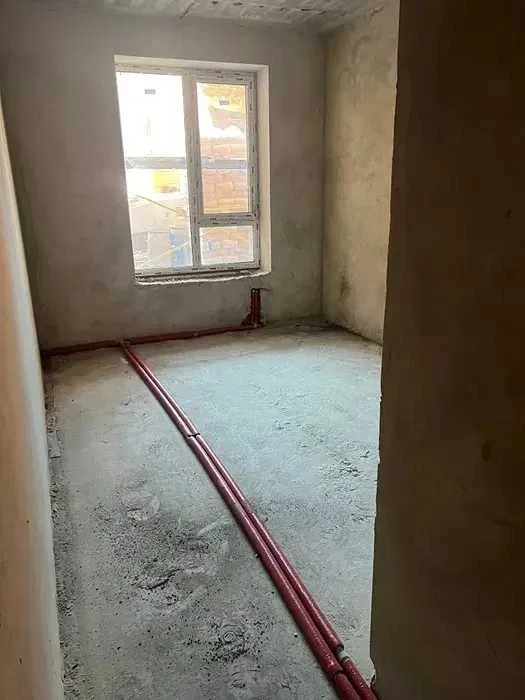 Продаж 2 кім. квартири 64м2 + зем. ділянкою в малоповерховом